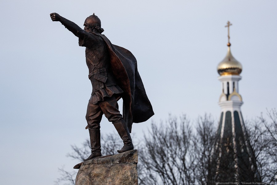 Невский в деталях: как выглядит новый памятник вблизи