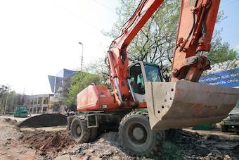 Город предъявил неустойки подрядчикам за срыв сроков ремонта дорог