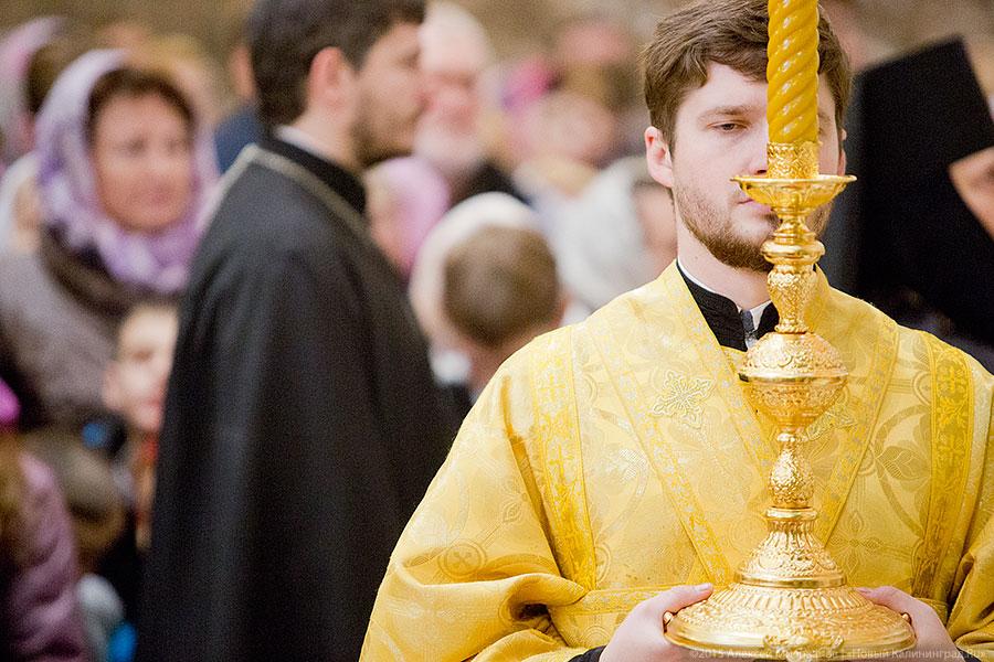 Юбилей мэра и зло одержимости: о чем патриарх Кирилл молился в Калининграде