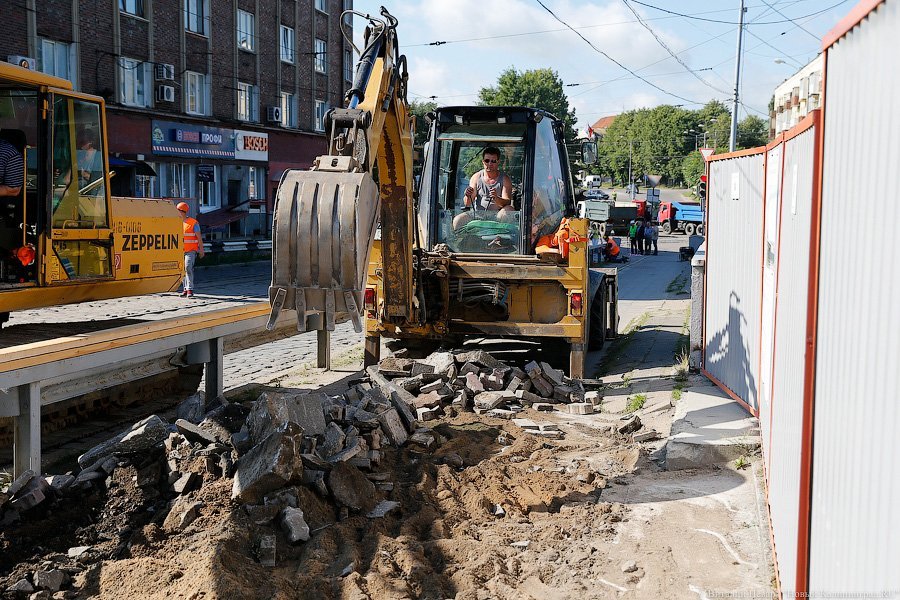 Прохода нет: Высокий мост на Остров закрыт на реконструкцию (фото)