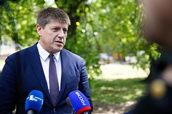 Кропоткин: мы в шестой раз просим Минобороны отдать нам здание, где живут бомжи