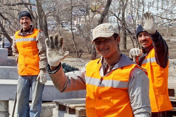 Куда  обращаться, если требуются иностранные рабочие