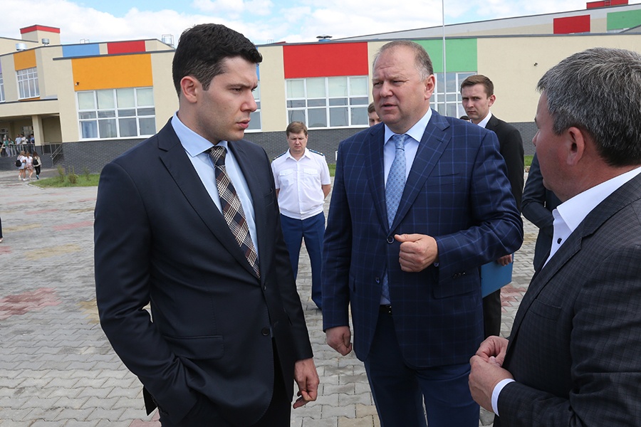 Цуканов: когда посещаешь школу в Гурьевске, испытываешь гордость за всю Россию