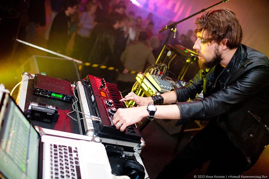 «Прекрасная эпоха 2.0»: фоторепортаж с концерта группы «Барто»