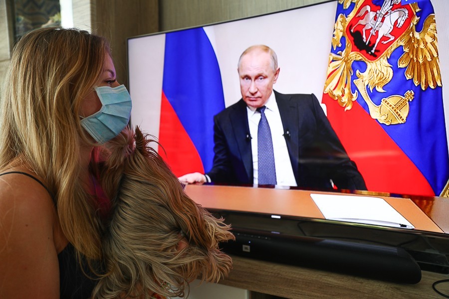 Путин заявил, что пик распространения коронавируса в России пройден