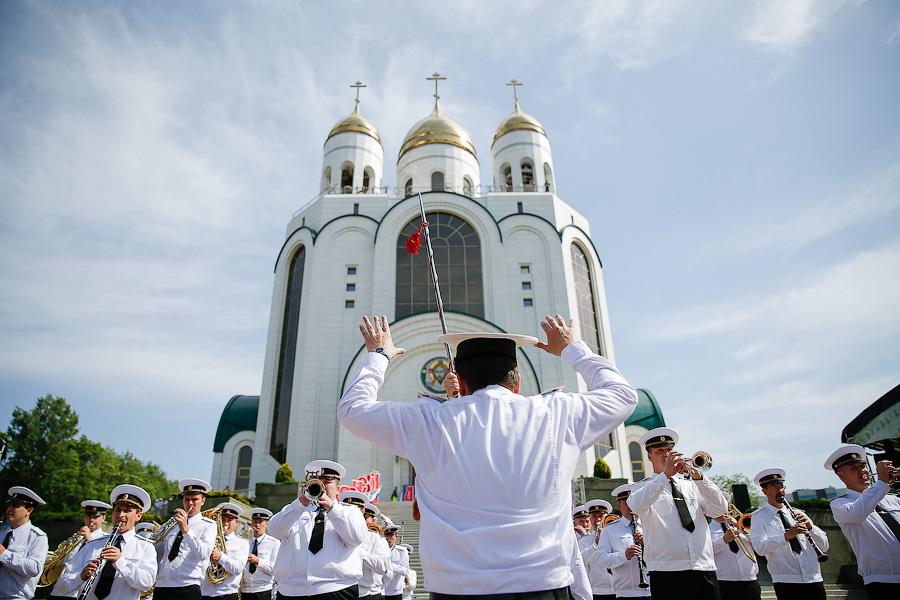 В восемь сотен голосов: мегаконцерт у подножия собора Христа Спасителя