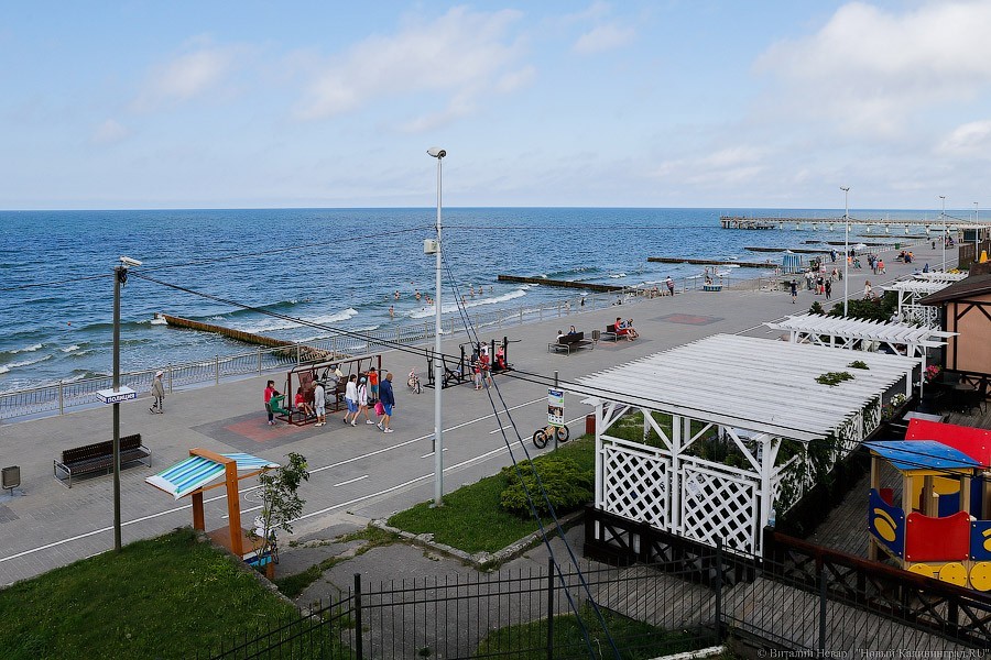 В Зеленоградске приступили к ремонту променада и пирса