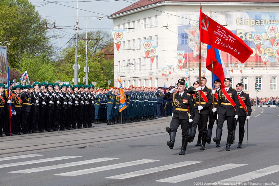 Ярмарка тщеславия: эпицентр парада Победы в Калининграде (фото)