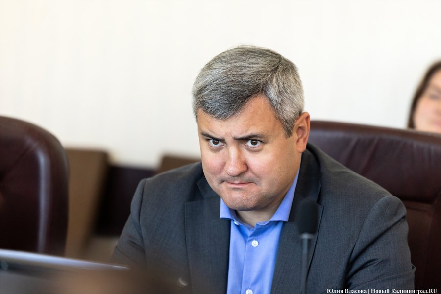 73% новичков: как прошло первое заседание совета депутатов Калининграда 8-го созыва