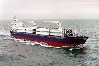 Пираты освободили сухогруз с калининградцем на борту