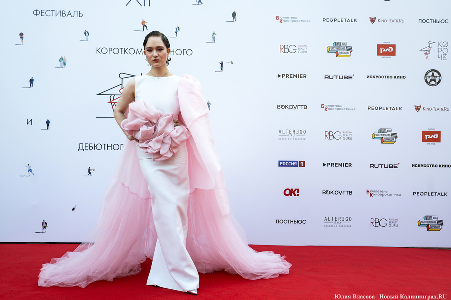 Обморок Антохи МС и голос Пересильд: как открывали фестиваль «Короче» (фото)