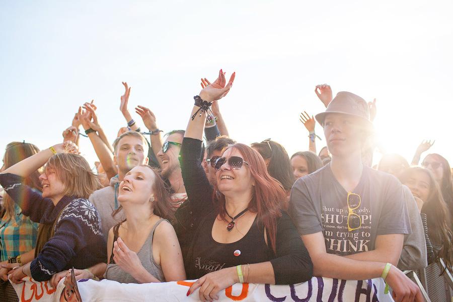 «Накачанные молодые люди до 30 лет»: первый день музыкального фестиваля «Open’er» в Гдыне