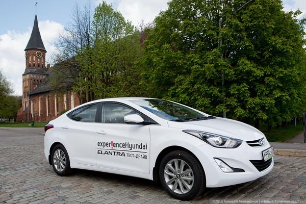 Автомобиль для яркой жизни: тест-драйв Hyundai Elantra