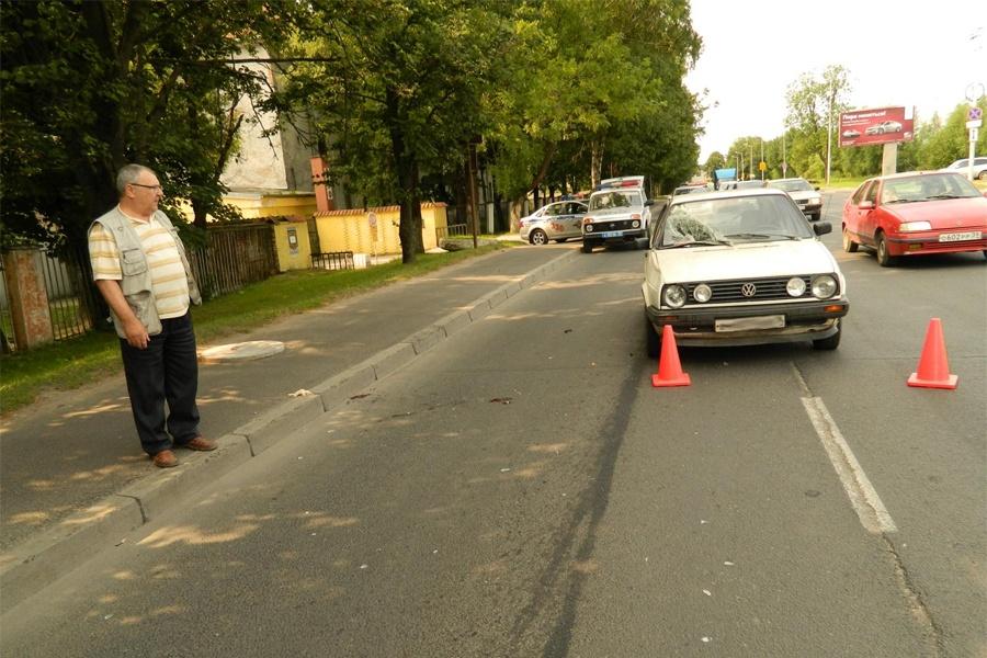 В Калининграде на Советском проспекте мотоцикл сбил 55-летнего мужчину (фото)