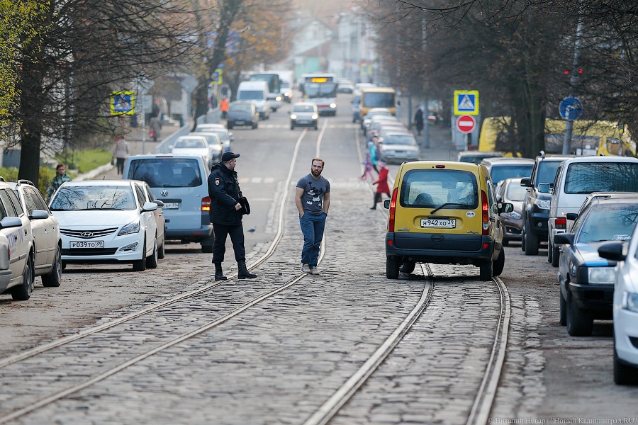 Отбойник на табуретке: мост на улице Киевской открыли для транспорта