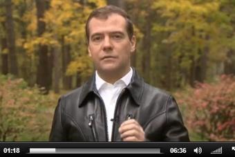 Медведев выпустил видеоролик против курения
