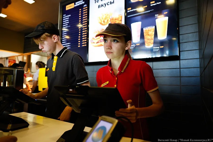 ТРЦ «Европа» не смог расторгнуть договор об аренде с владельцем сети «Вкусно — и точка»