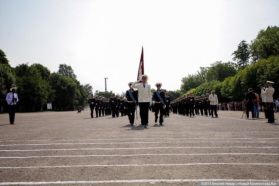 В кильватерном гордом строю: в БВМИ прошёл выпуск лейтенантов