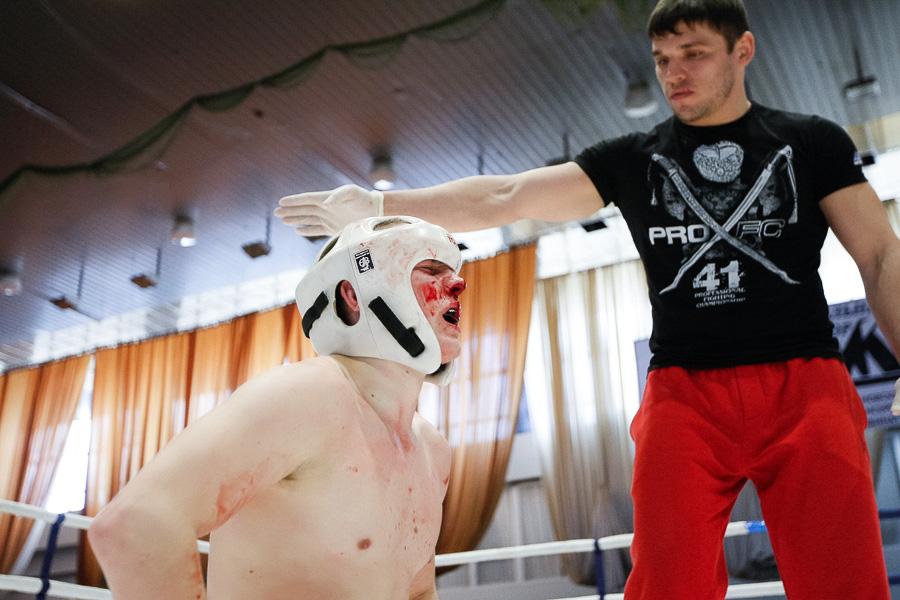 Кровавый уикенд: в Калининграде прошел Чемпионат области по смешанному боевому единоборству