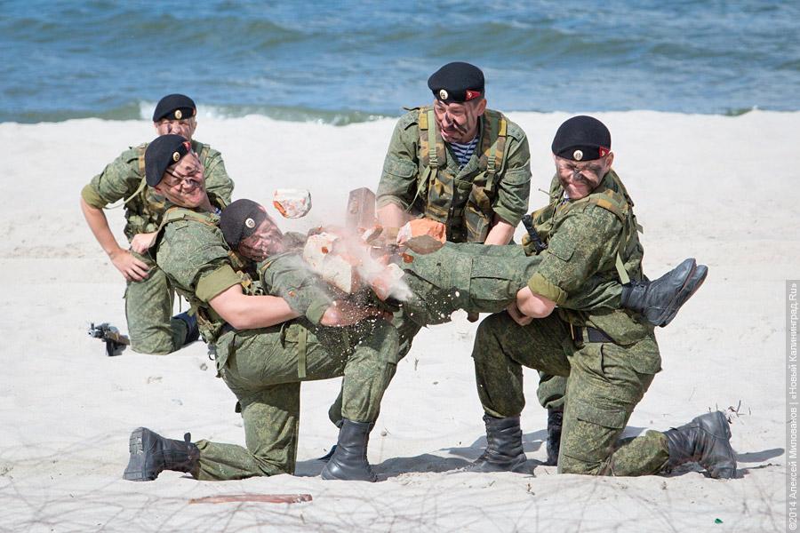 11 июля 2014: морпехи на полигоне в Хмелёвке