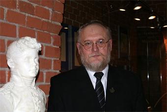 Бартфельд: "Если решение по музею неокончательное, значит - надо объяснять еще"