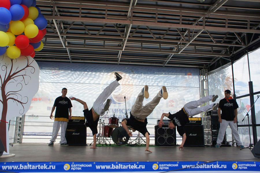 "Балтийский Артек, стройся!": фоторепортаж "Нового Калининграда.Ru" 