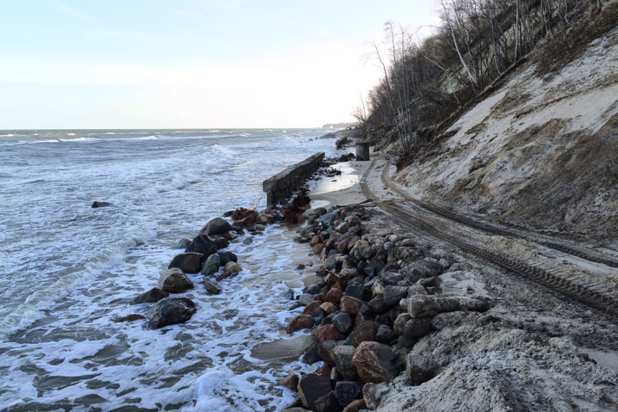 «Балтберегозащита» назвала пляжи, разрушенные последним штормом (фото)