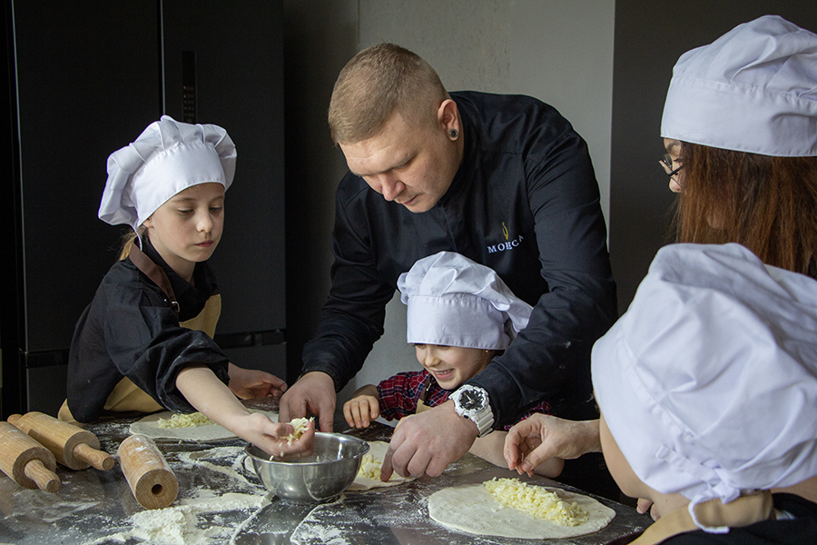 Пиццеёж и азот для мороженого: как в усадьбе Луговен учили детей кулинарии (фото)