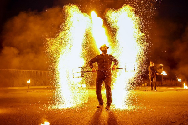 Новая сказка в старом замке: Шаакен в каникулы приглашает на фееричное шоу