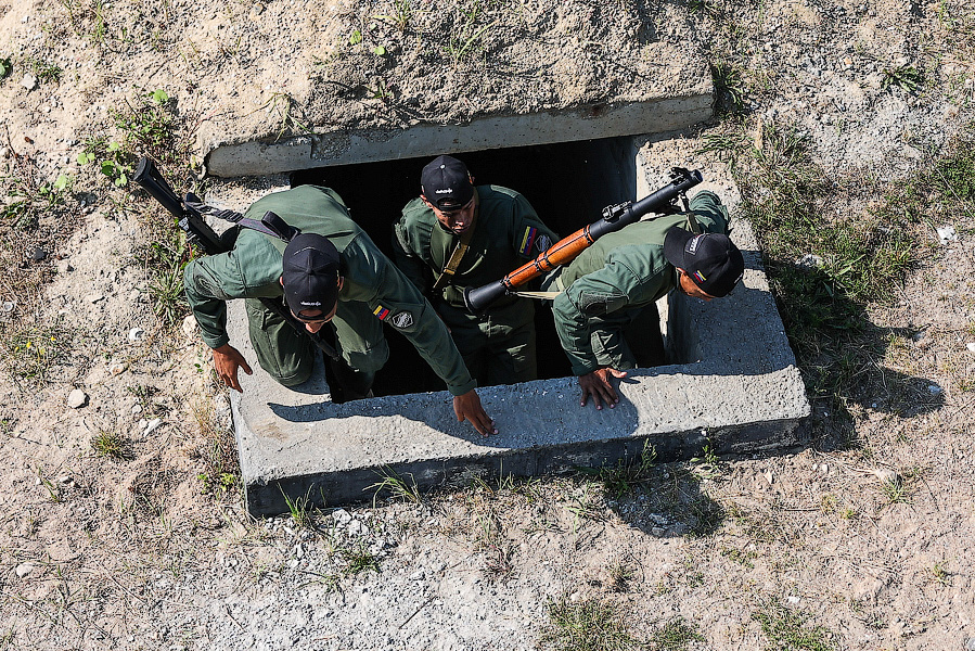 И Гвинея тоже: на конкурс в Хмелевку «высадился» десант из дружественных стран (фото)