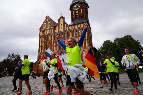 Бежим, чтобы помочь ходить: атлеты преодолели 717 км от Берлина ради детей с ДЦП