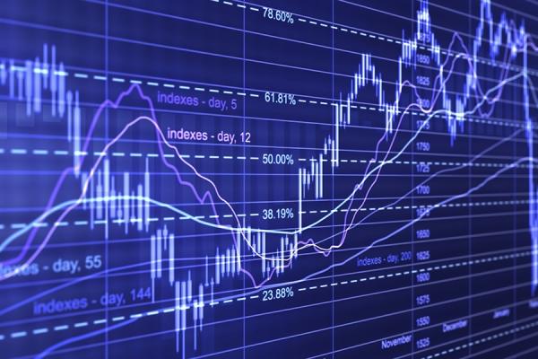 Виталий Багаманов: «Мы помогаем людям инвестировать грамотно и осознанно»