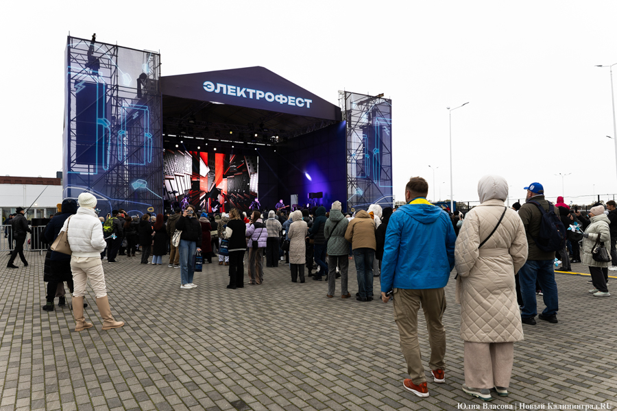 «Заправка» — до часа ожидания: как выглядят хабы для зарядки электромобилей (фото)