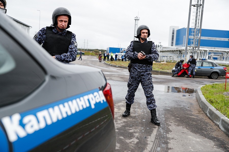 Условный взрыв топлива: как на новой ТЭС взяли «террористов» и потушили «огонь»
