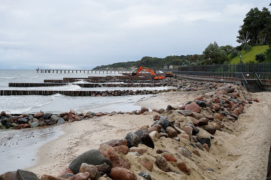 В Пионерском закончили укреплять пляж напротив президентской резиденции