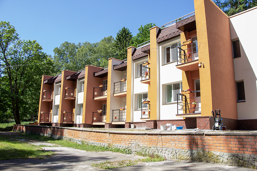 Как выглядит «Юность»: детские загородные центры готовятся к старту сезона (фото)