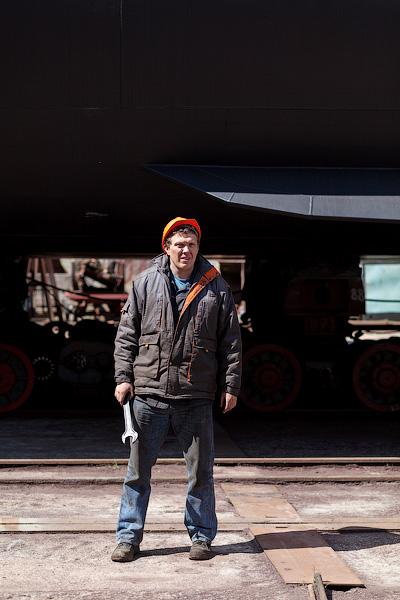 «Подарок ко Дню рождения»: фоторепортаж со спуска на воду БДК «Иван Грен»