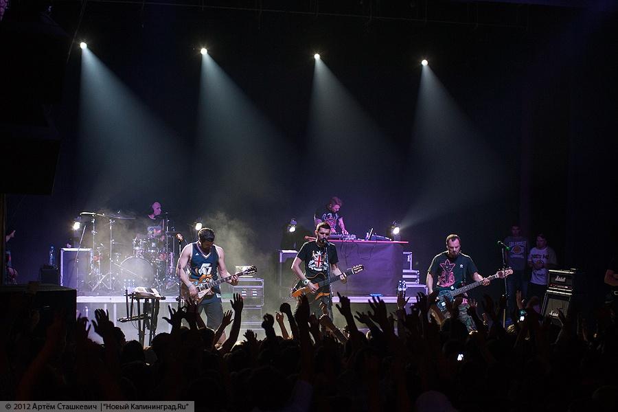 «Вредные советы»: фоторепортаж с концерта Noize MC