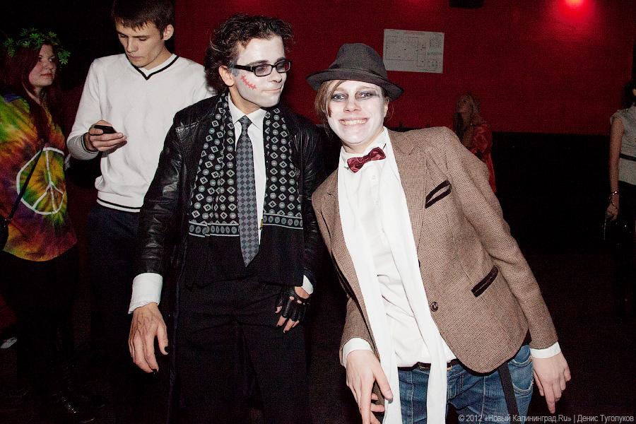 «Живее всех святых»: фоторепортаж с Хэллоуина на «Вагонке»