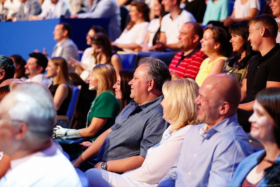 Снова в этом зале: как прошел «Голосящий КиВиН» в Светлогорске (фото)