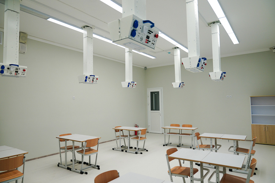 Готова и пуста: новая школа на Артиллерийской откроется только в сентябре (фото)