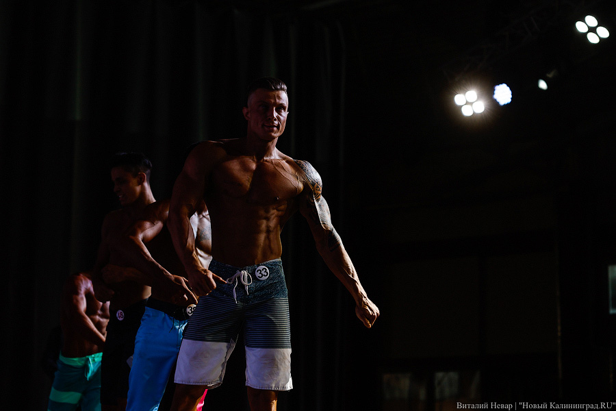 Рельефный узор: в Калининграде прошел кубок области по бодибилдингу (фото)