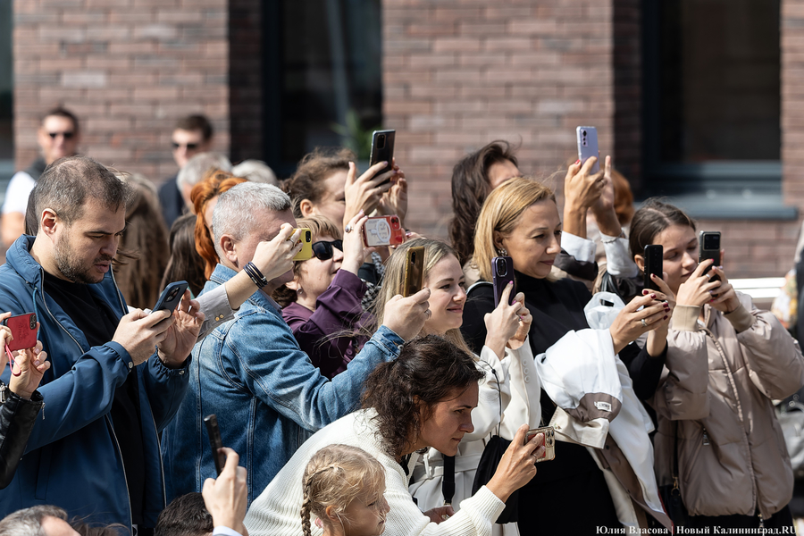Пора к станку: 1 сентября в новом образовательном центре на Острове (фото)