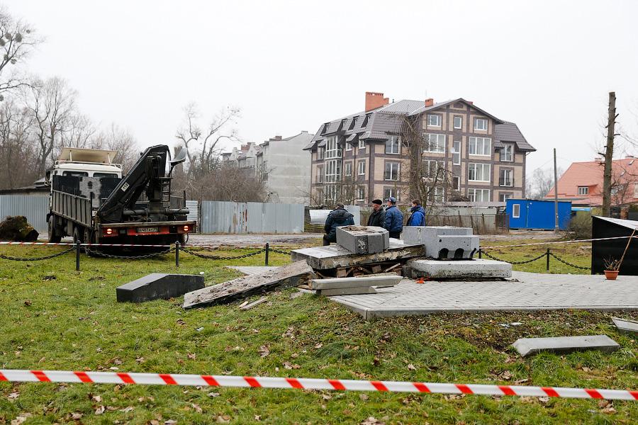 «Вандализм или ремонт?»: горожане беспокоятся за мемориалы ВОВ в Калининграде