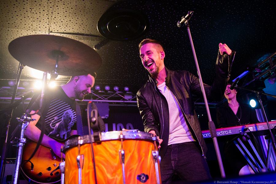 Кусочек любви: в клубе «Платинум» выступила группа «Пицца»