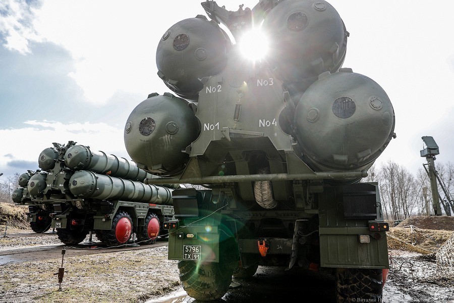 Укрепили щит над регионом: в Калининградской области развернули С-400 «Триумф» (фото)