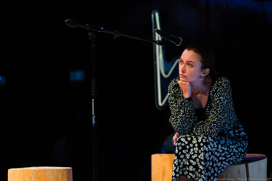 Сентябрьская «Гроза»: калининградский Драмтеатр сыграл спектакль на Верхнем озере