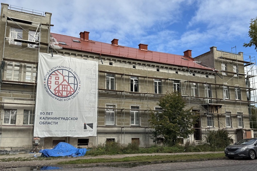 В Советске дому эпохи модерна возвращают исторический декор и кровлю