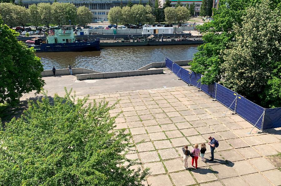 Подрядчик пешеходного моста на о. Канта отчитался о подготовительных работах