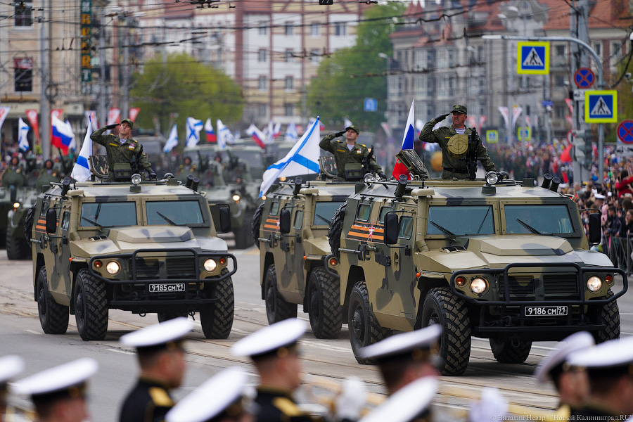 Парад в объективе: фоторепортаж со Дня Победы в Калининграде